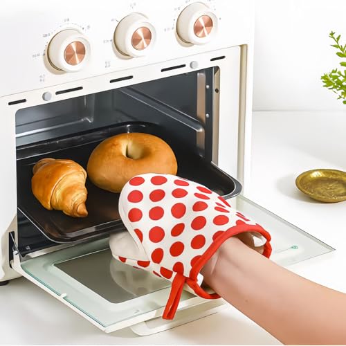 1 Pair Mini Oven Mitts (Dotred)