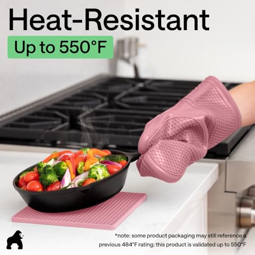 BPA Free Silicone Oven Mitts and Pot Holders Set (Pink / 12.5" Oven Mitts + 7" Trivets)