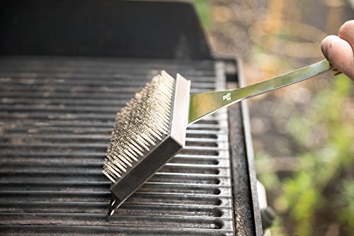 QVG40 Verde Collection Grill Brush with Replaceable Bristles and Scraper (Verde Grill Brush)