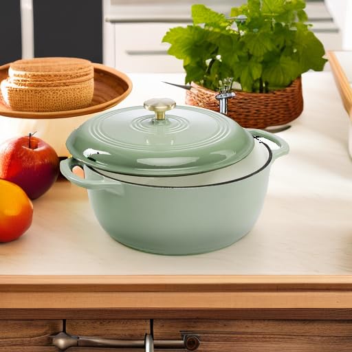 7.5 Quart Enamel Cast (Sage Green / 7.5qt Round)