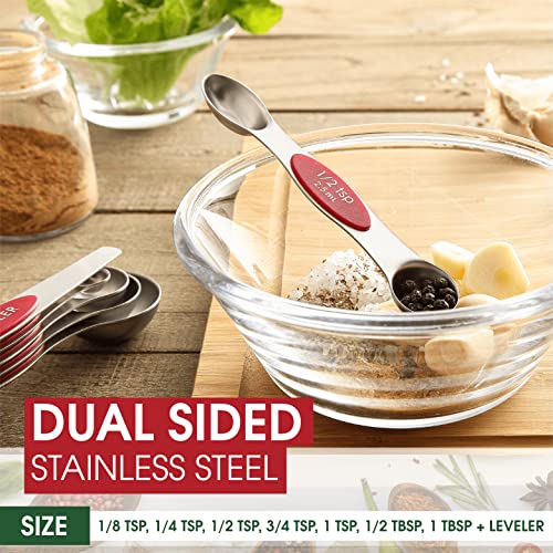 Stainless Steel 8 Magnetic Measuring Spoons Set (Red / 2-Pack)
