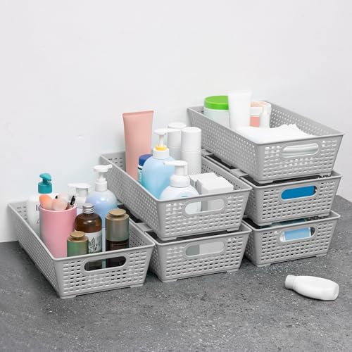 Stackable Woven Plastic Basket (Gray)