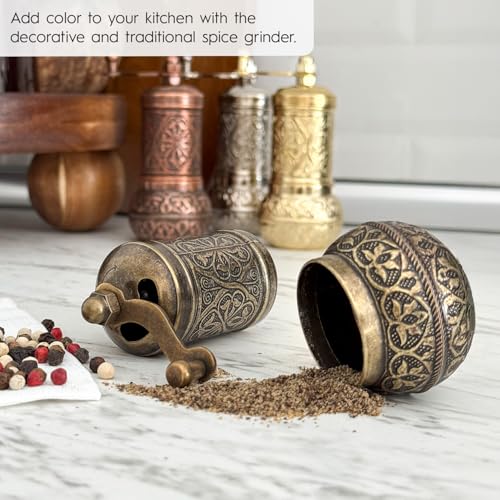 Handmade Decorative Black Pepper Grinder (Mat Gold)