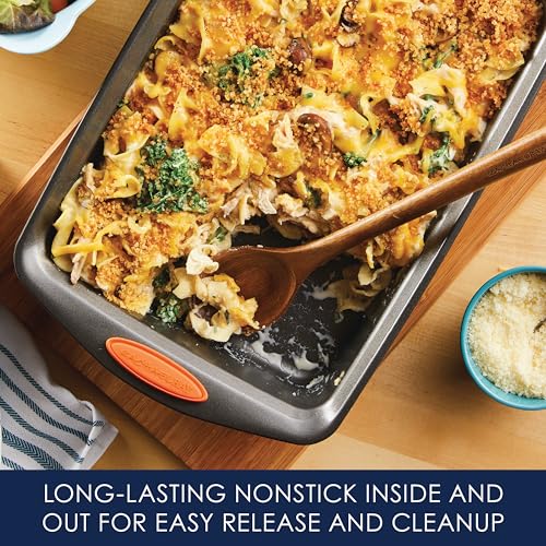 Yum o! Nonstick Bakeware Oven Lovin' Rectangle Cake Pan