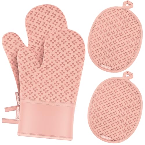 Oven Mitts and Pot Holders 4 Sets (Pink)