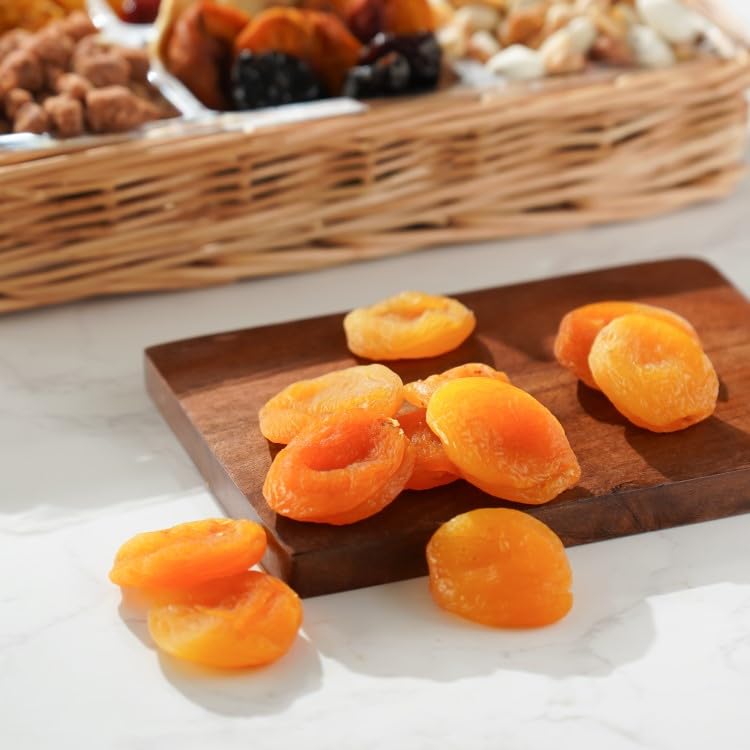 Broadway Basketeers Executive Collection Dried Fruit Gift Tray