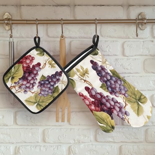 Vintage Grapes Vine Oven Mitts and Pot Holders Sets (2 Count)