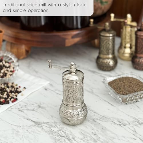 Handmade Decorative Black Pepper Grinder (Silver)