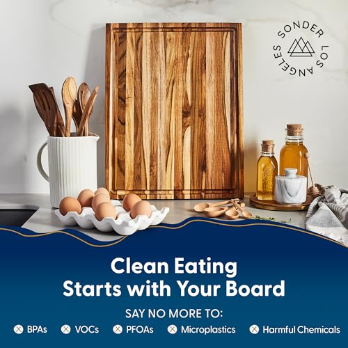 Laurel Teak Wood Cutting Board (Laurel | Teak | Edge Grain)