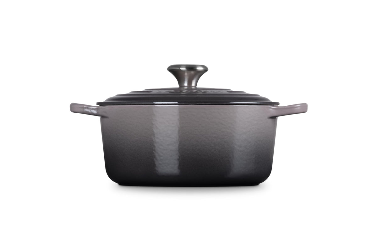 Enameled Cast Iron Round Dutch Oven (Oyster / 4.5 Qt)