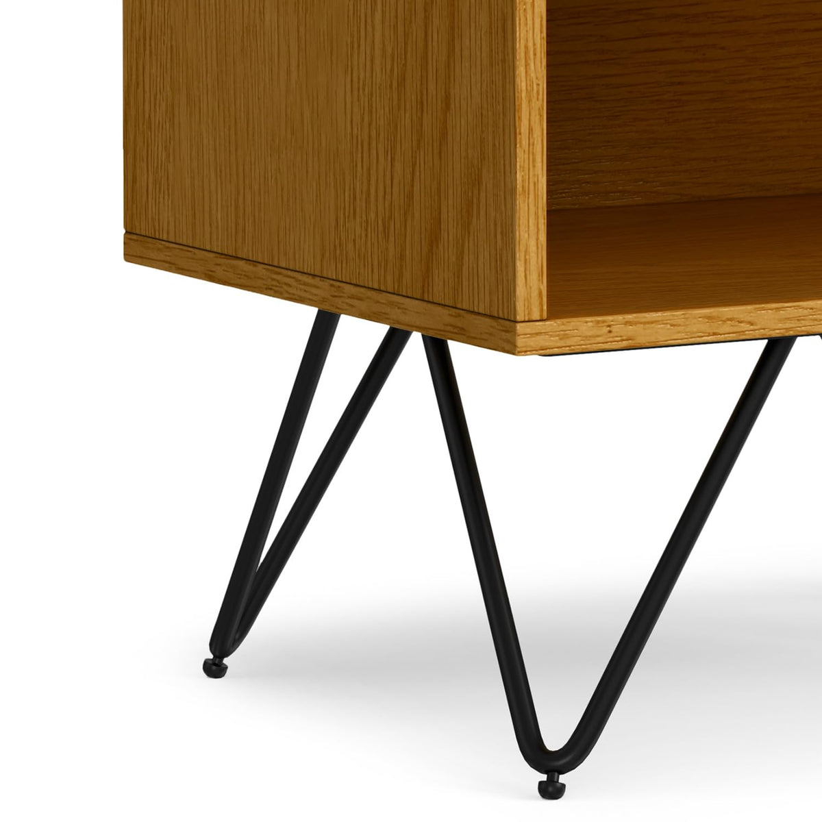 Hunter 20" Wide Bedside Table in Oak Veneer (Oak Veneer / 20 inch)