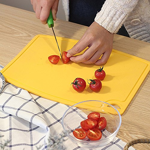 Silicone Thick Cutting Boards Mats Set of 3pcs Foldable & Flexible Design Juice Grooves Easy Grip Handle Dishwasher Safe for Kitchen (9.1"L x 7.1"W, 12.6"L x 9.1"W & 14.6"L x 10.4"W / Yellow)