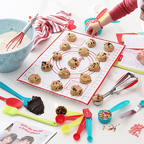 31 Piece Kids Baking Tools Set for Young Chefs (Baking Set)