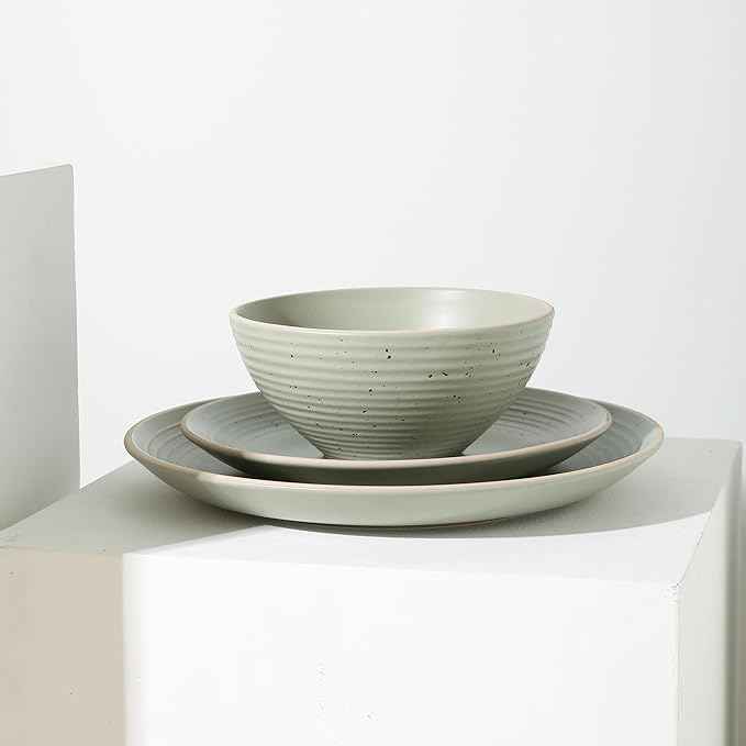 Stone Lain Lauren Stoneware, Rustic Plates and Bowls Set, Dinnerware, Service for 4, Speckled Green, Dishwasher & Microwave Safe, 16-Piece