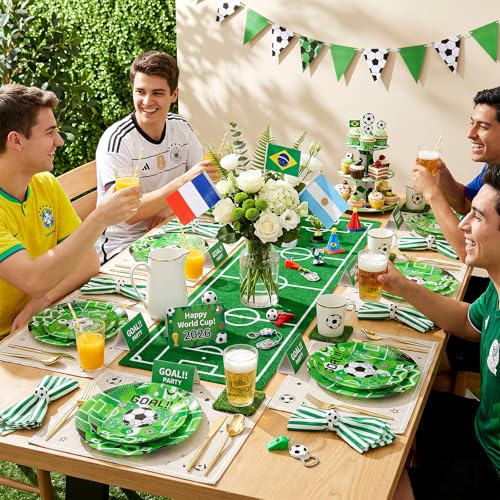 20 Green Plastic Soccer Plates (20 Pieces / Green)