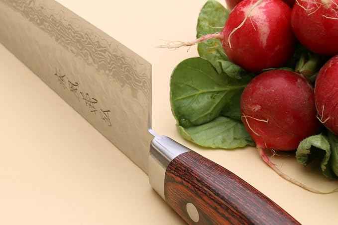 Yoshihiro VG10 16 Layer Hammered Damascus Stainless Steel Santoku Chefs Knife (7'' (180mm))