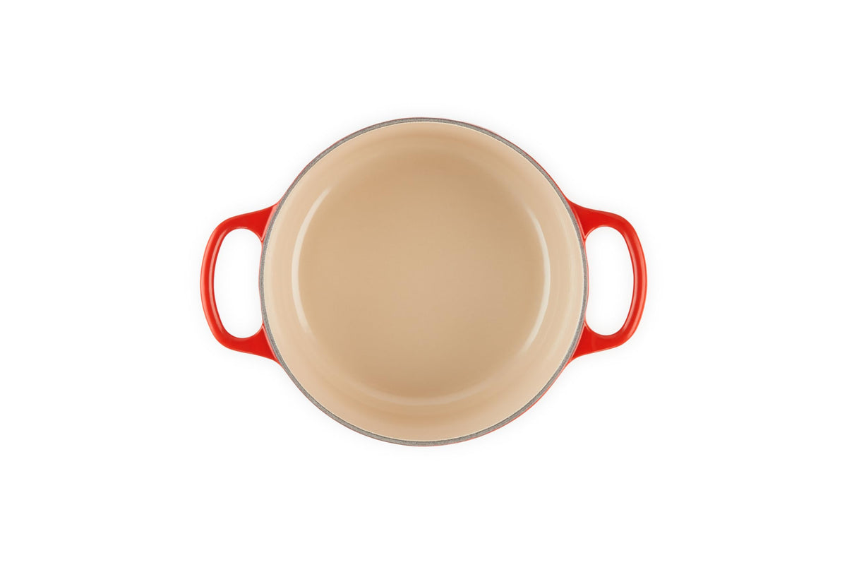 Enameled Cast Iron Round Dutch Oven (Cerise / 2 Qt)