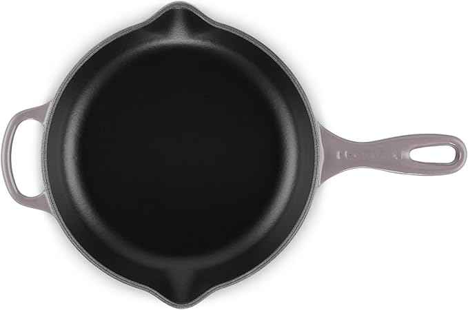 Le Creuset Enameled Cast Iron Signature Iron Handle Skillet, 9", Oyster