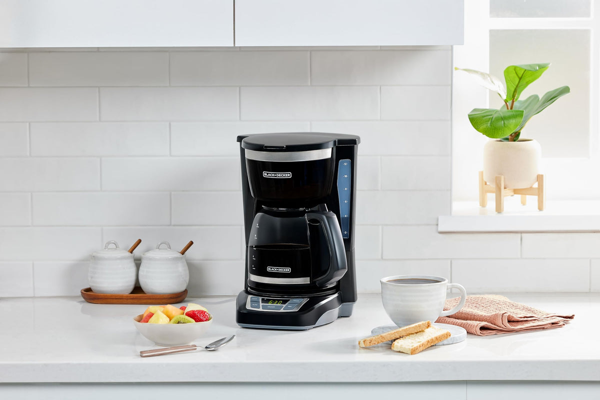 12 Cup Drip Coffee Maker with Vortex Brewing (Black / Hot Brew)