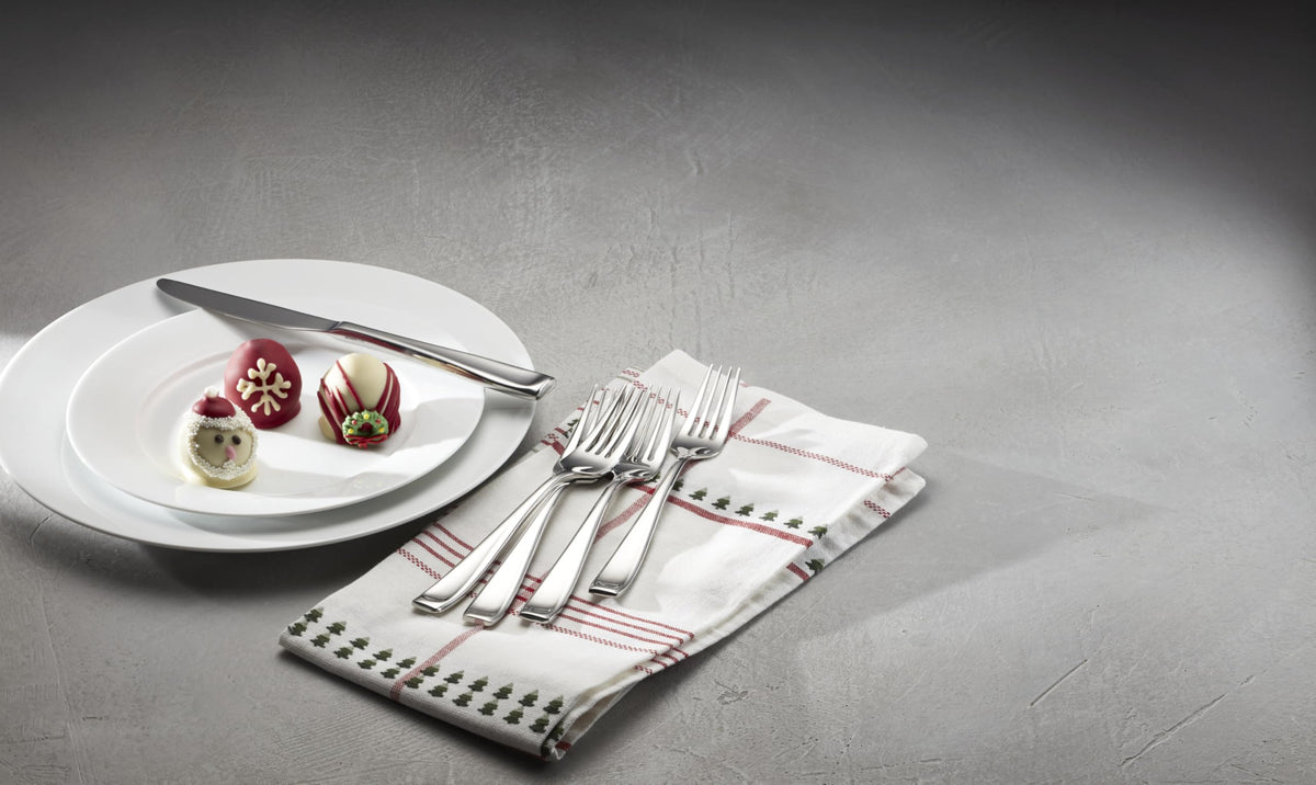Moda 65 Piece 18 (65-Piece Flatware Set with Caddy)
