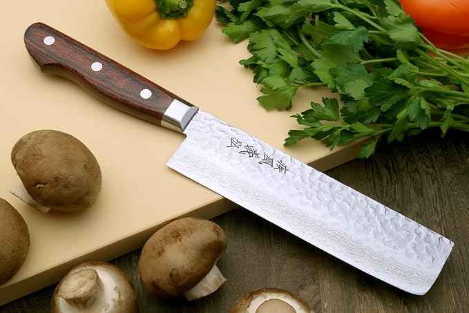 Yoshihiro VG10 16 Layer Hammered Damascus Stainless Steel Nakiri Vegetable Knife 6.5'' (165mm)