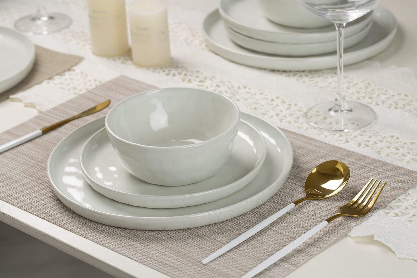 Famiware Mars Plates and Bowls Sets, 24 Pieces Dinnerware Sets, Dishes Set for 8, White
