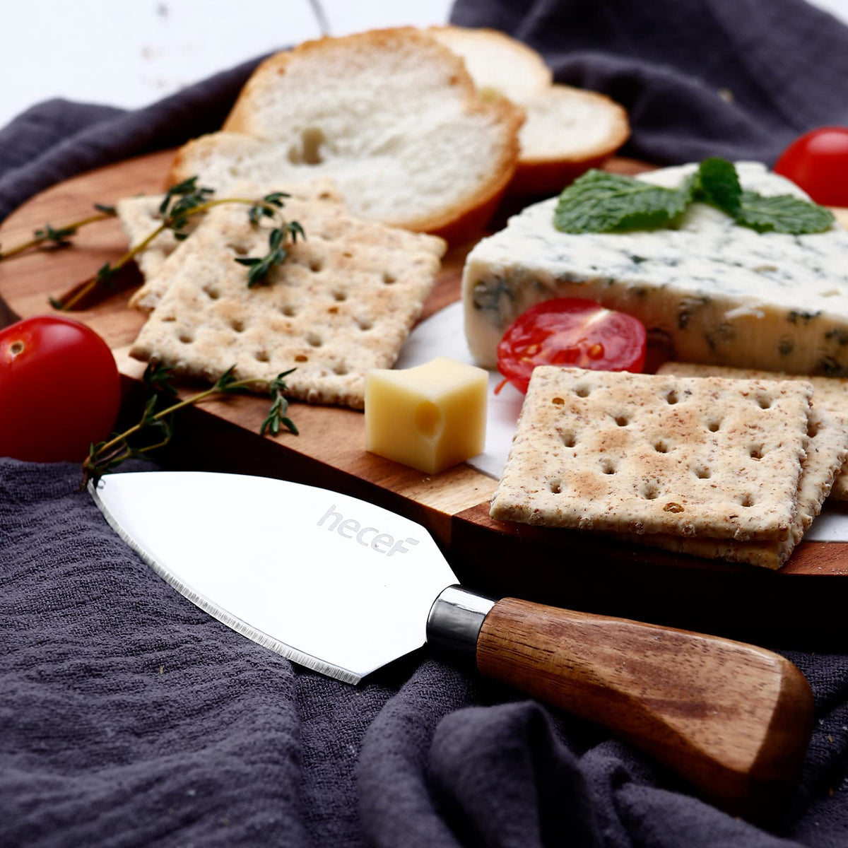 Oval Wooden Cheese Board Set (11"L x 7.5"W / White Marble)