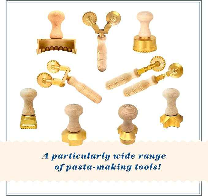 La Gondola Set of 3 Pasta Tools - Square Festooned 1.77x2.16in & Round Festooned 1.97in Ravioli Stamps & Pasta Cutter Festooned Wheel | Brass & Natural Wood | Easy to Use | Pasta Cutters Made in Italy