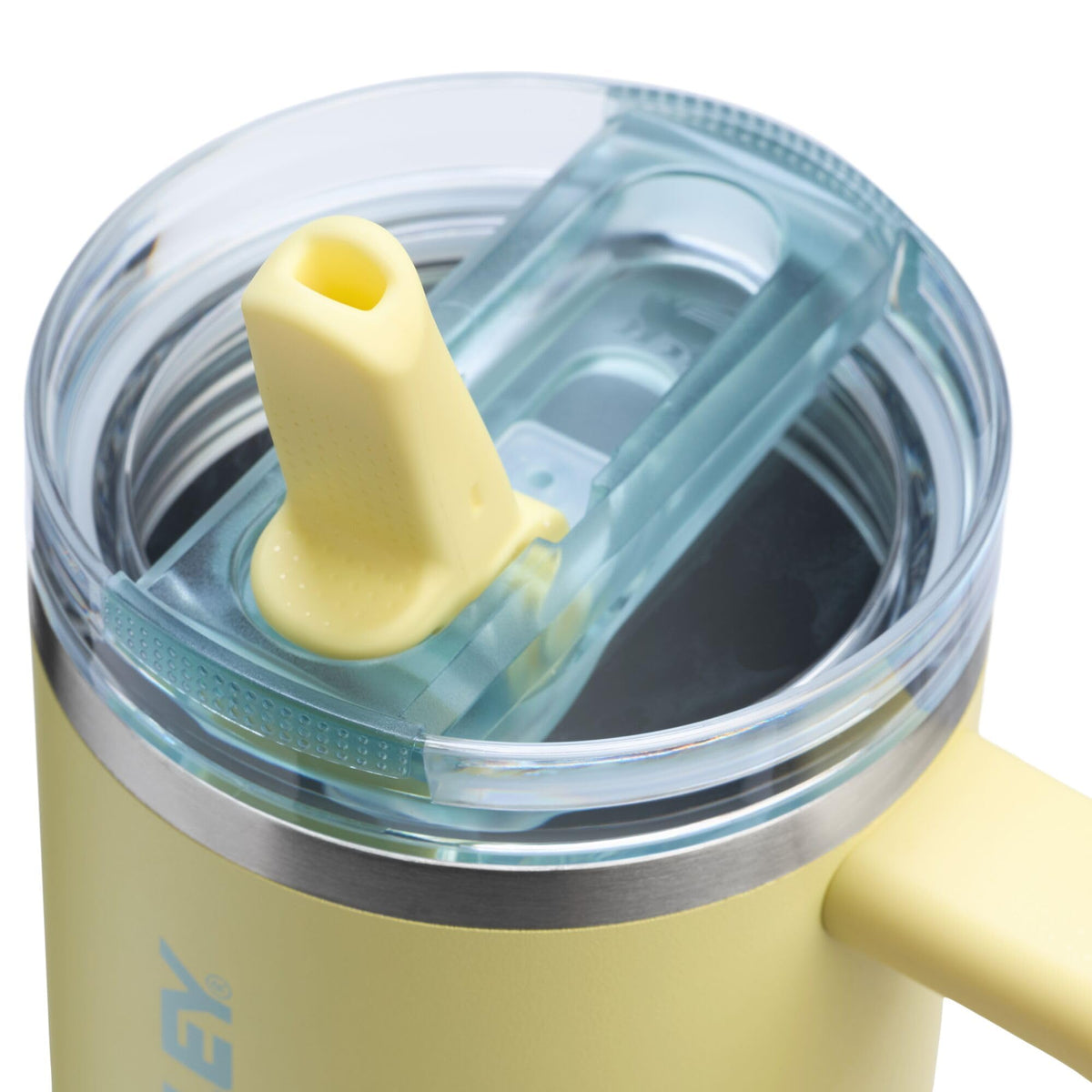 Quencher ProTour Flipstraw Tumbler (30 Ounces / Pomelo)
