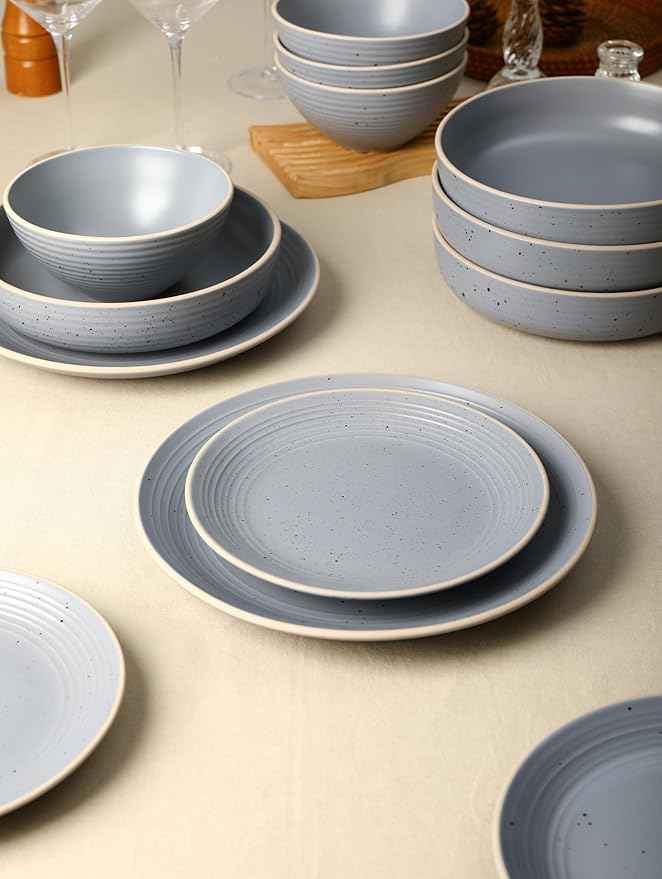 Stone Lain Lauren Modern Stoneware 32-piece Round Dinnerware Set, Plates and Bowls Set, Dish set for 8, Light Gray