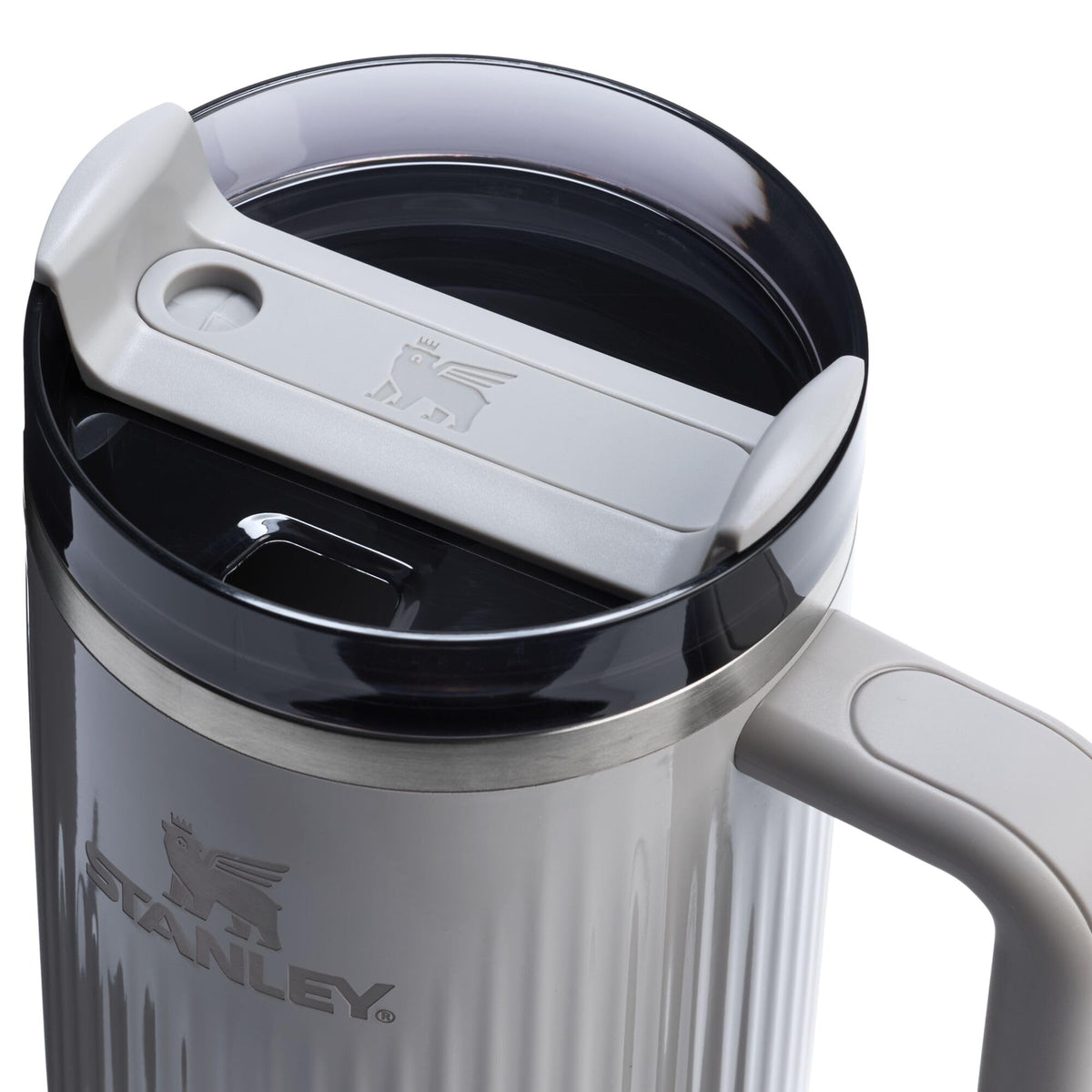 Quencher H2.0 Tumbler with Handle and Straw 40 oz (40 Ounces / Fluted Ash Gloss)