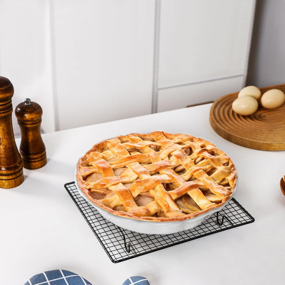 Lareina Ceramic Pie Pans for Baking, 9 Inch Deep dish pie plates with Ruffled Edge for Apple Pie, Durable Pie Dish, Non-Stick, Oven & Dishwasher Safe, Set of 2, White - HomeSpice