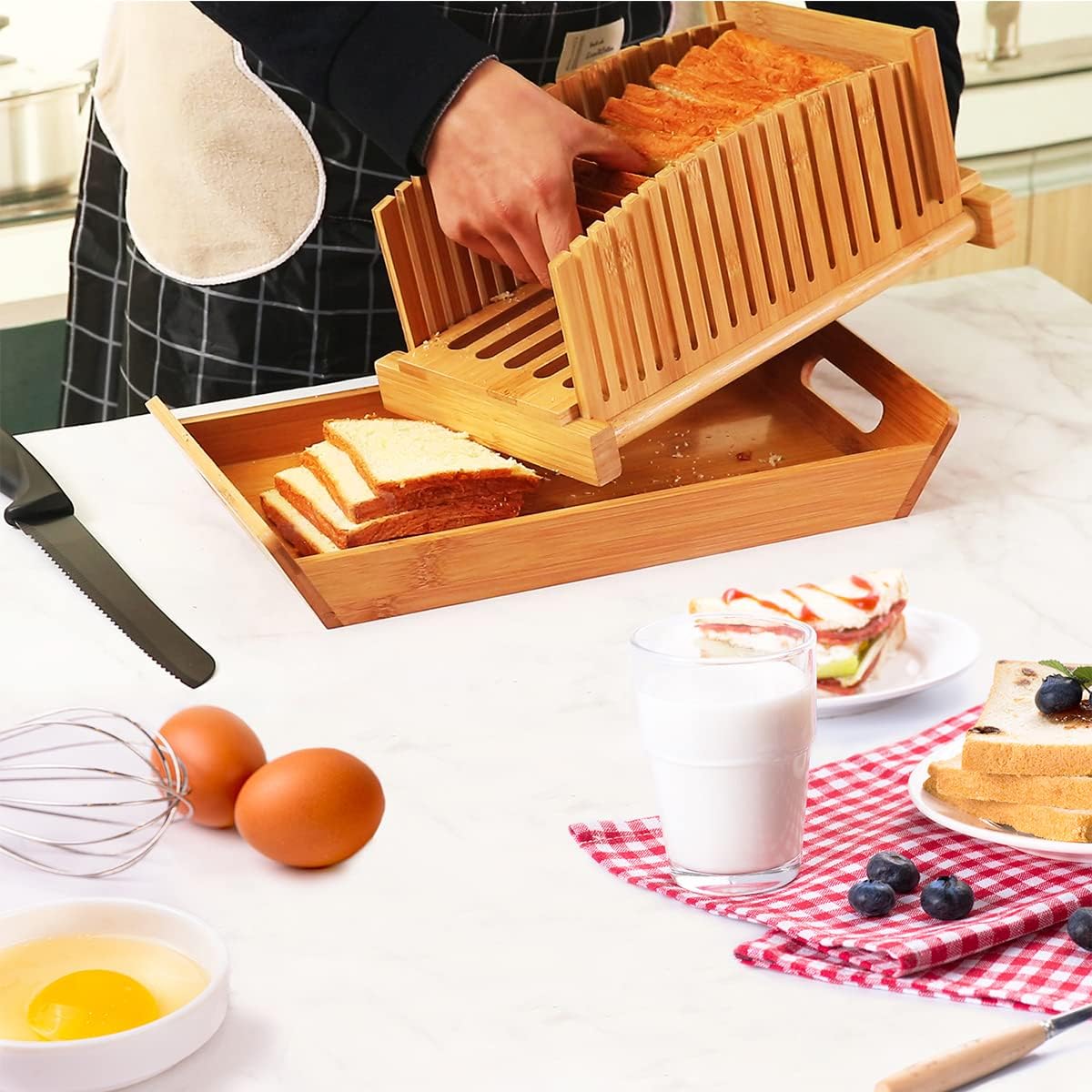 Bread Slicer for Homemade Bread, Bamboo Loaf Cutter with Knife and Crumb Catcher, Adjustable Foldable and Compact Cutting Guide 3 Size Slicing Guide
