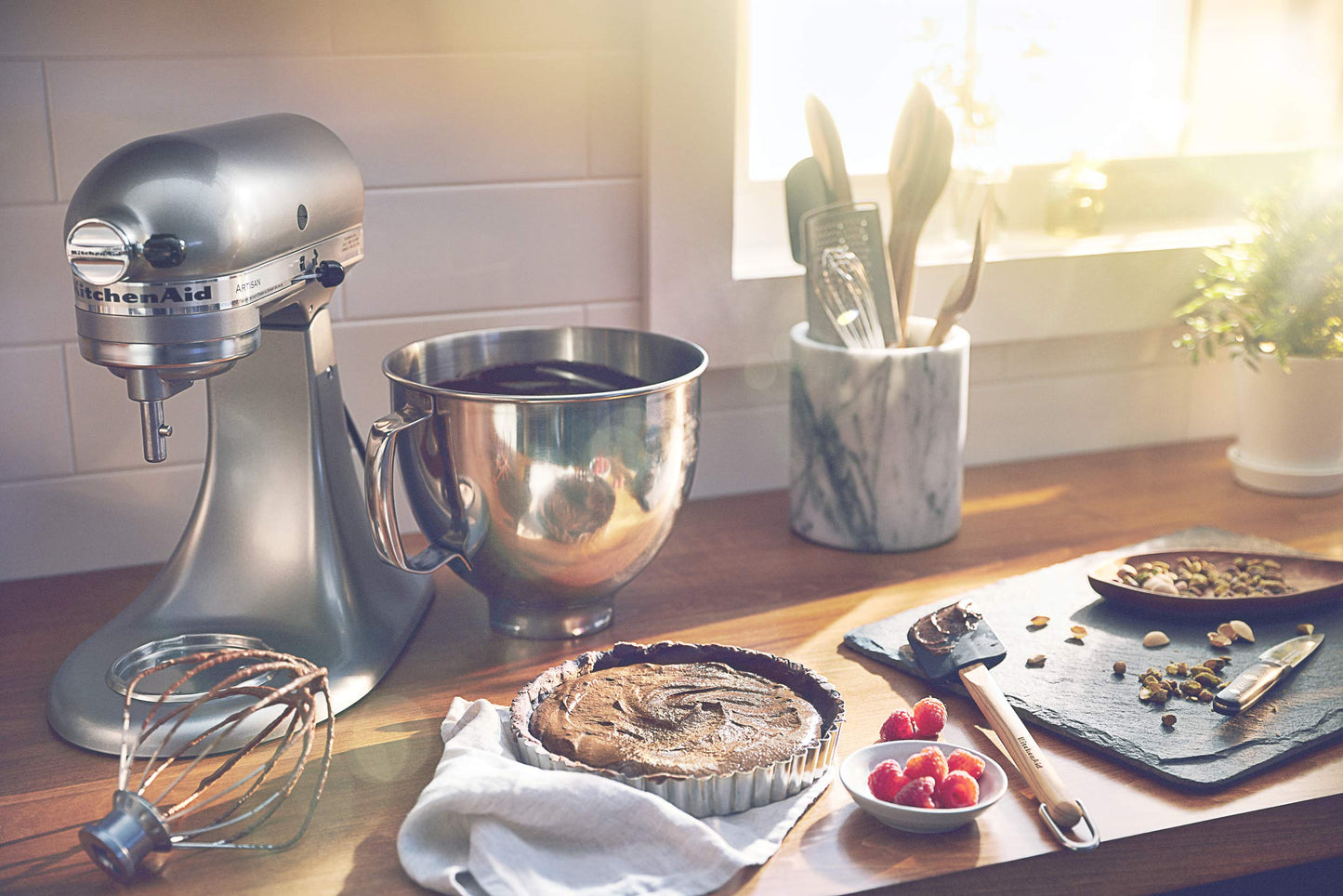 Artisan, 5-Qt Tilt Head Stand Mixer, KSM150PS, Contour Silver (Contour Silver)