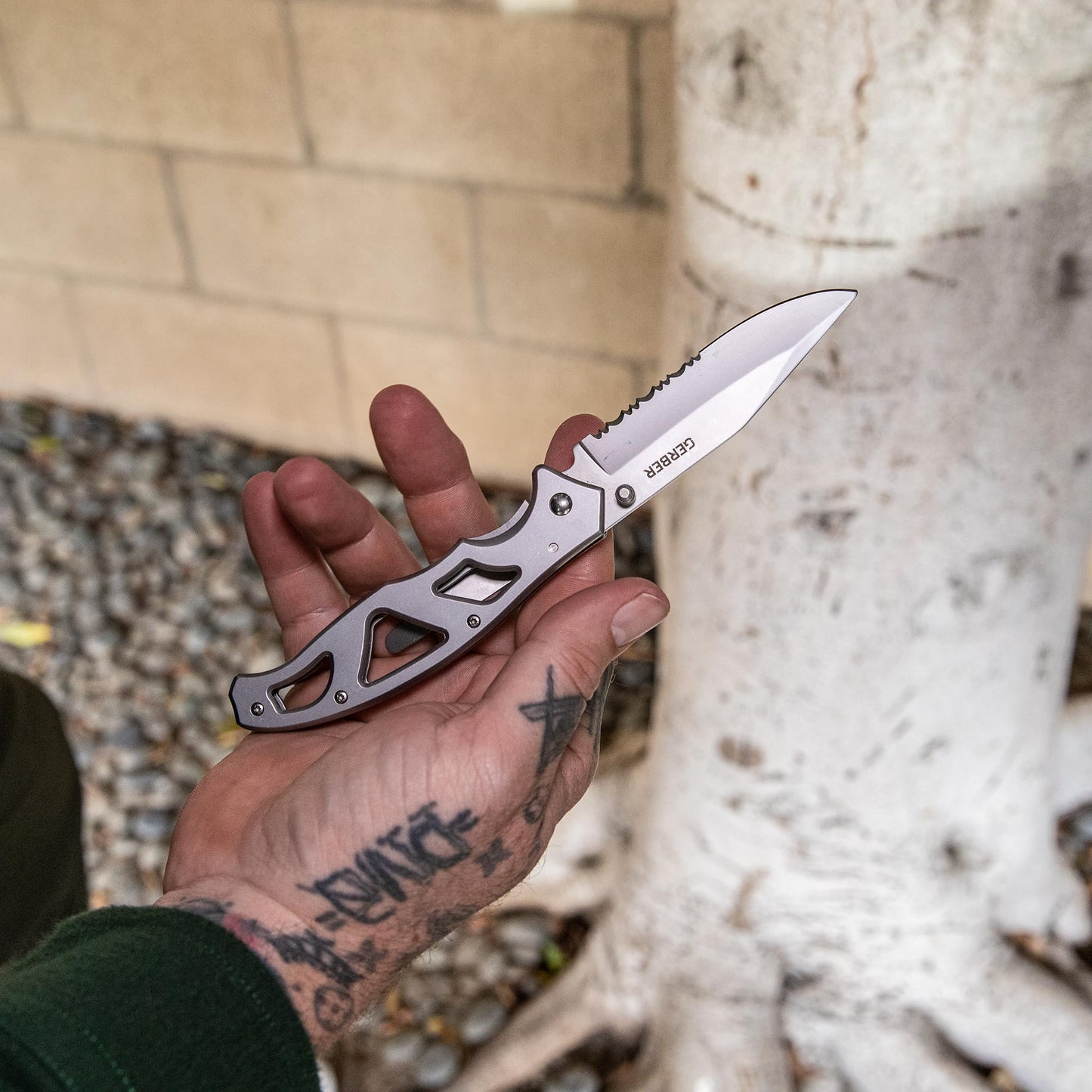 Gear Paraframe II EDC Folding Pocket Knife (0.5" / Paraframe II (Serrated Edge))