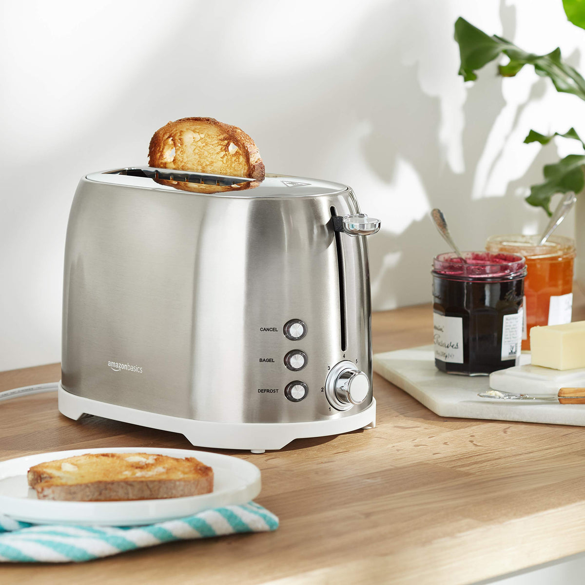 2 Slice Cool Touch Stainless Steel Toaster with 7 Browning Settings (Brushed Silver / 2 Slice / Toaster)