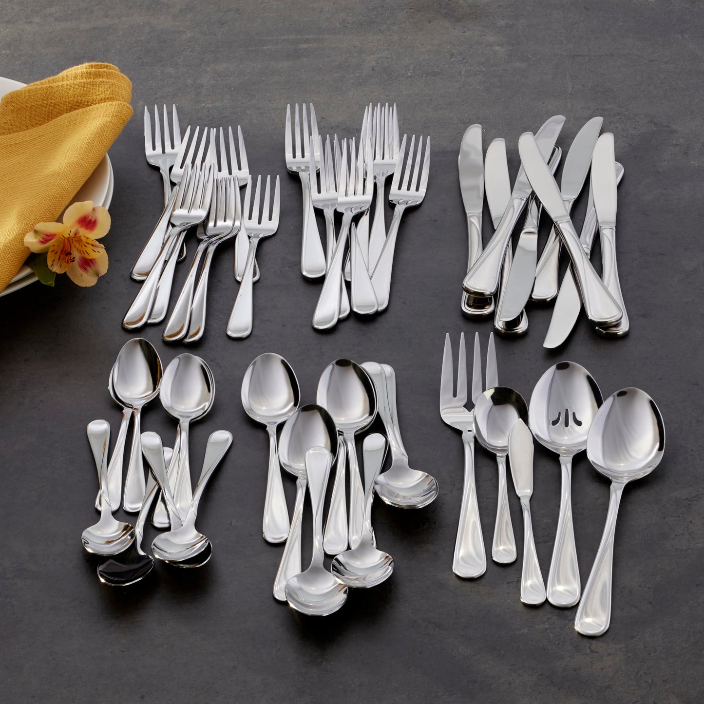 Flight 65 Piece 18 (65-Piece Flatware Set)