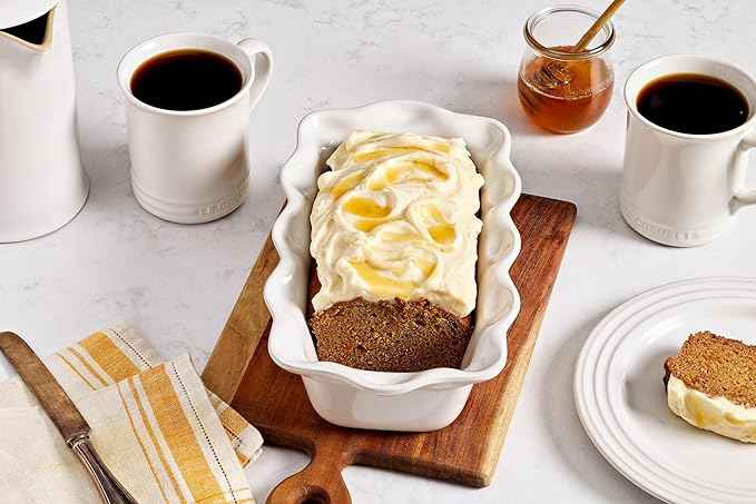 Le Creuset Stoneware Set of 2 9" Heritage Fluted Pie and 9" Fluted Loaf Dish, White