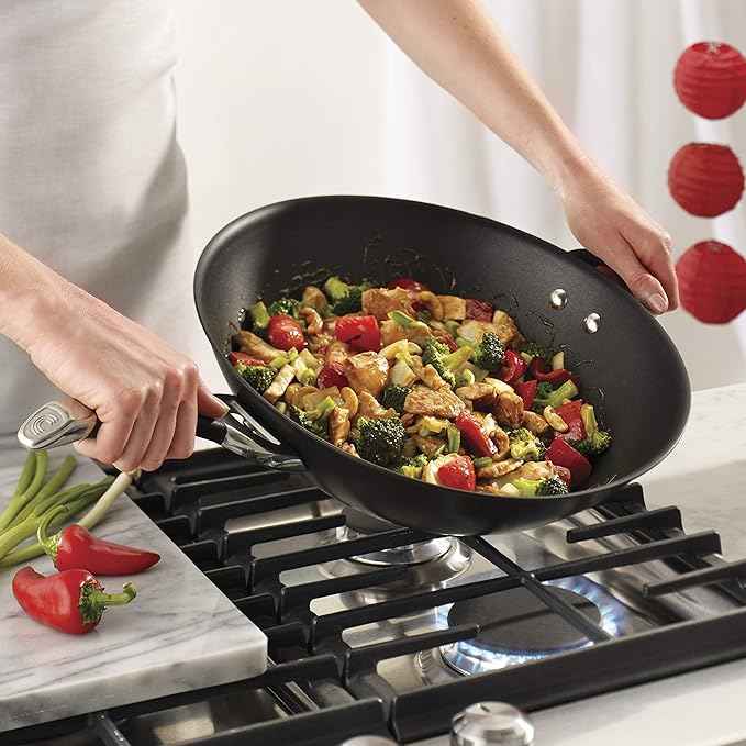 Circulon Symmetry Hard Anodized Nonstick Stir Fry / Wok Pan with Helper Handle - 14 Inch, Black