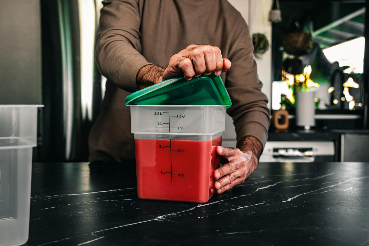 Food Storage Container with Lid (4 QT + Lid)