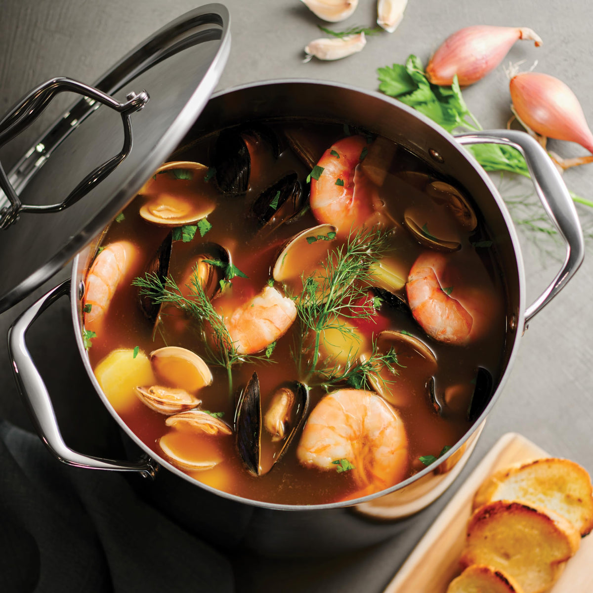 Signature Tri (13-Piece)