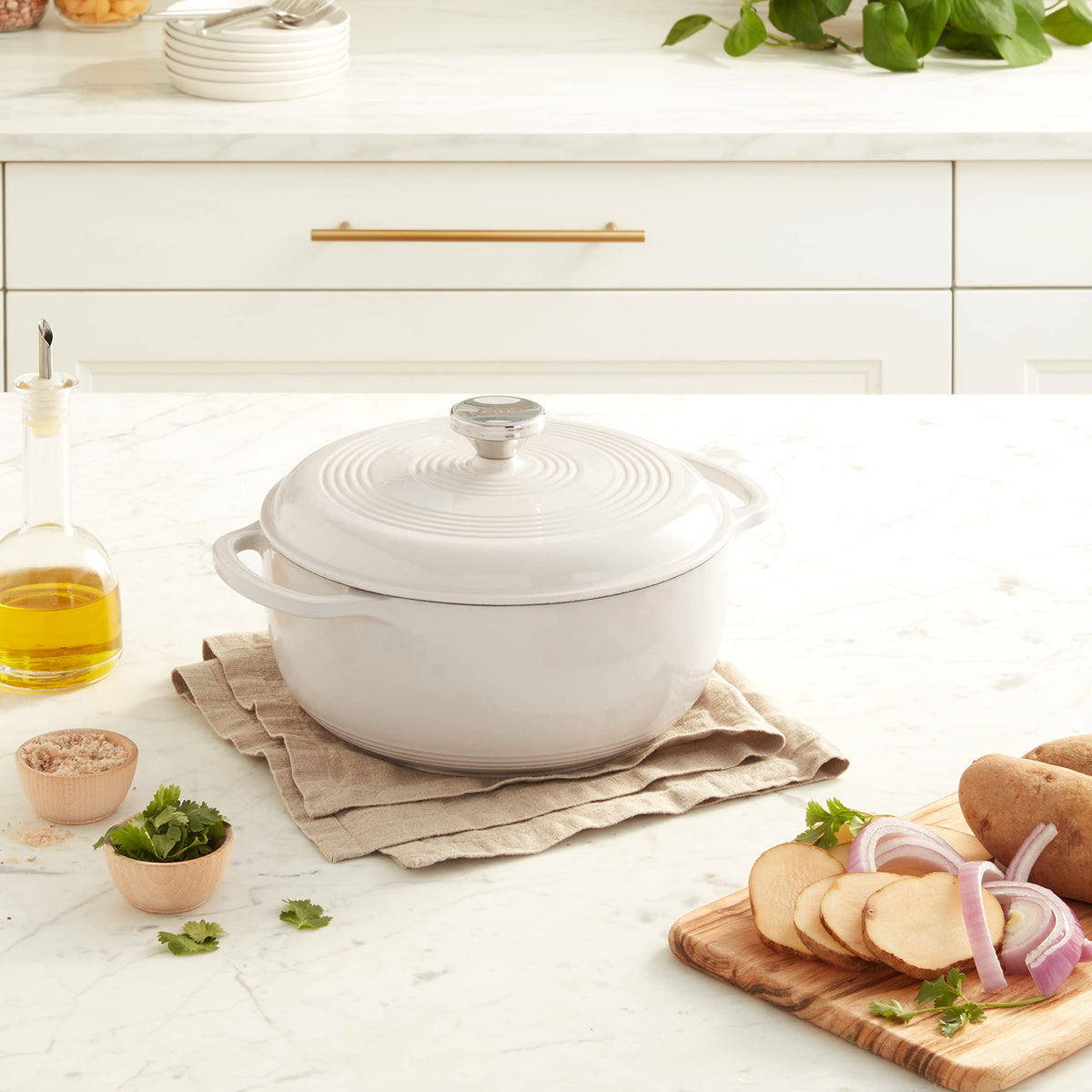4.5 Quart Enameled Cast Iron Dutch Oven with Lid (Oyster White)