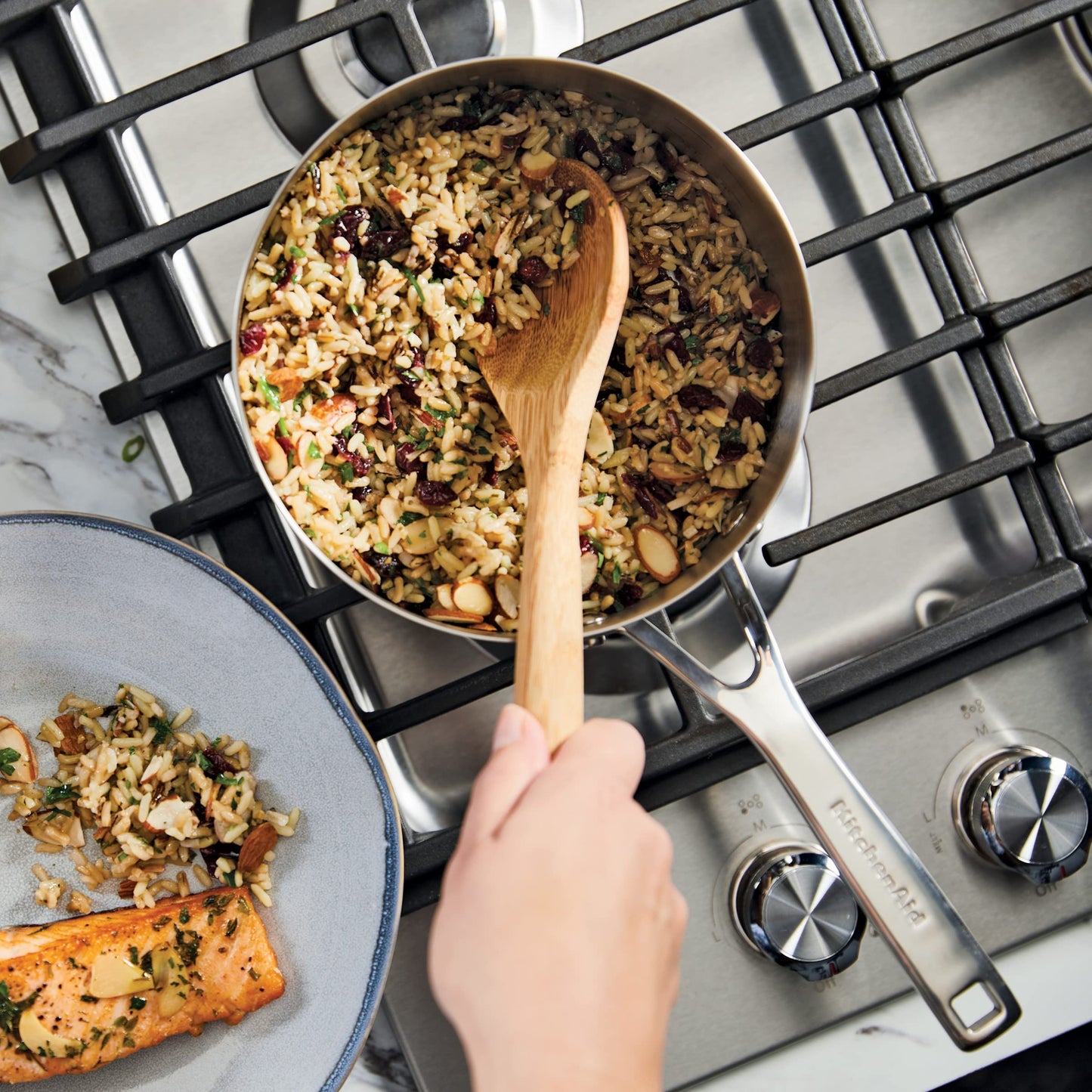 3 Ply Base Brushed Stainless Steel Sauce Pan (Brushed Stainless Steel / 3 Quarts)