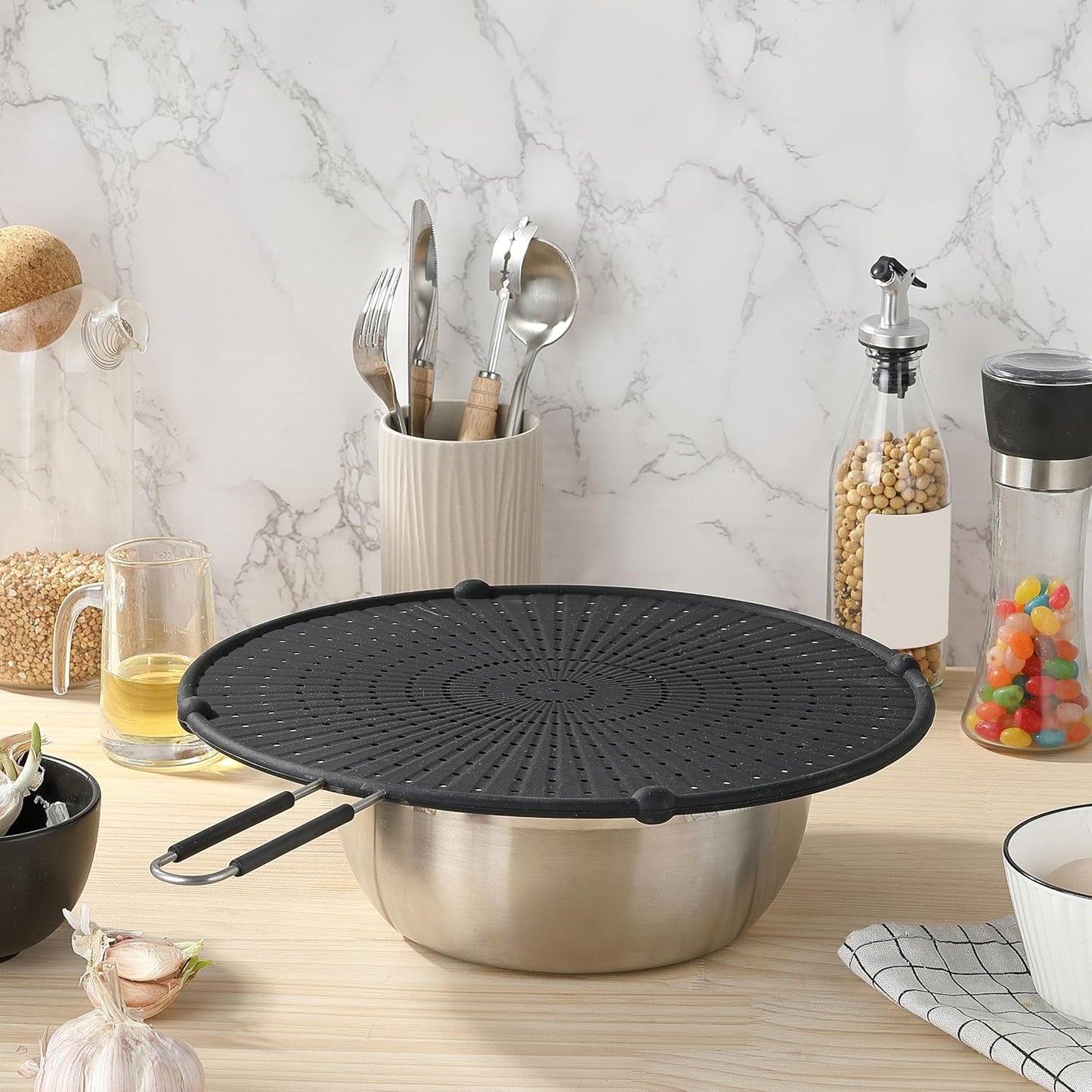 Splatter Screen for Frying Pan, Kaloo Grease Splatter Guard, Heat-Resistant Splatter Guards for Frying, Silicone Splatter Guard for Everyday Cooking, Dishwasher Safe (13inch,Black)