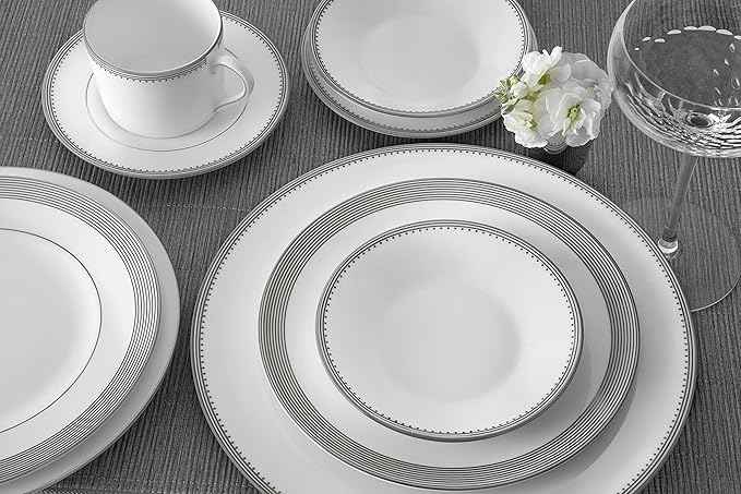 Vera Wang by Wedgwood Grosgrain, 13.75" Oval Platter