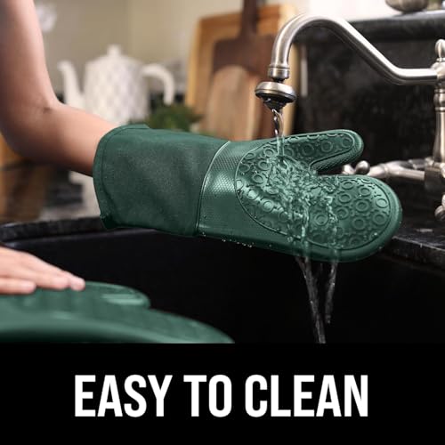 BPA Free Silicone Oven Mitts Ultra Heat Resistant up to 500°F (Green / 2-Piece 13.7" Oven Mitts)