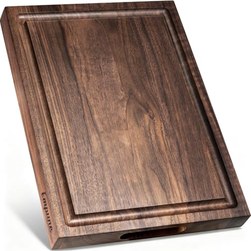 Wooden Walnut Cutting Board with Handle (Black Walnut)