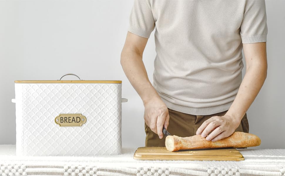 Farmhouse Bread Box