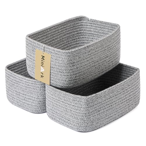 Small Storage Baskets for Organizing