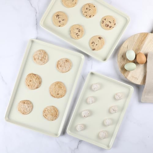 Martha Stewart Gallen Bakeware